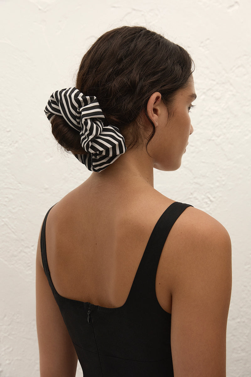 Hair Scrunchie Toscano Stripe Black - Image 2