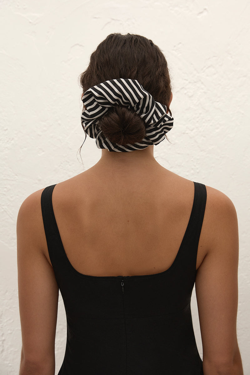 Hair Scrunchie Toscano Stripe Black - Image 3